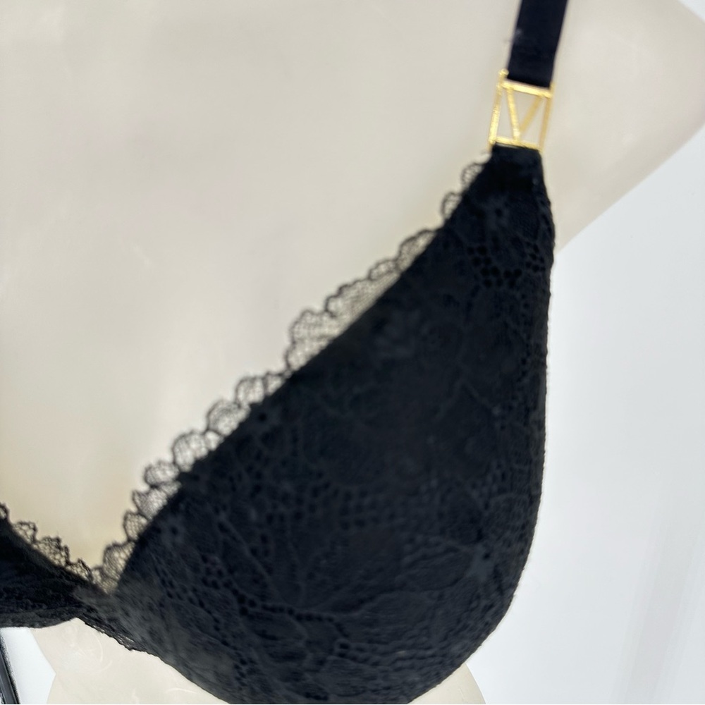 Victoria’s Secret Black Lace Gold Logo Very Sexy Uplift Plunge Sz 34DDD - Picture 3 of 12